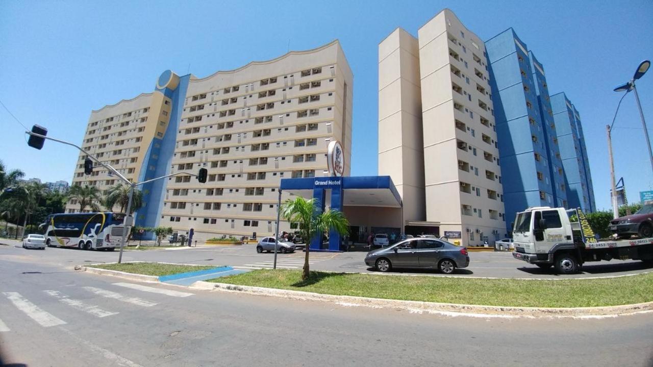 Resort Golden Dolphin Grand Hotel 517 Калдас-Новас Екстер'єр фото